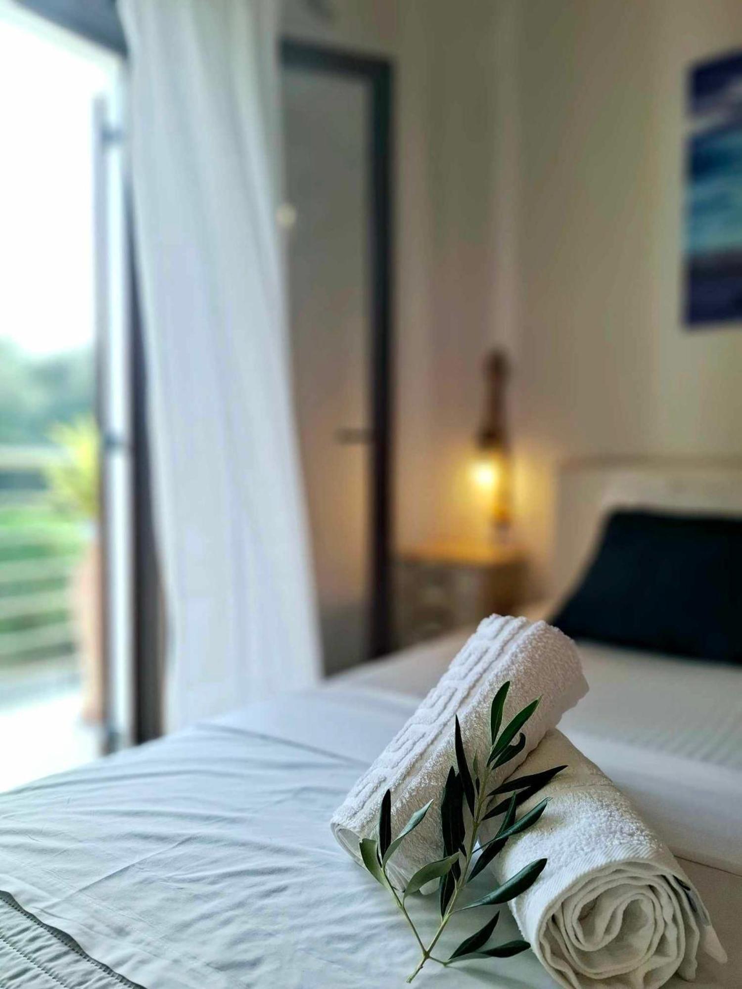 Alegria Apartments Gaios Bilik gambar